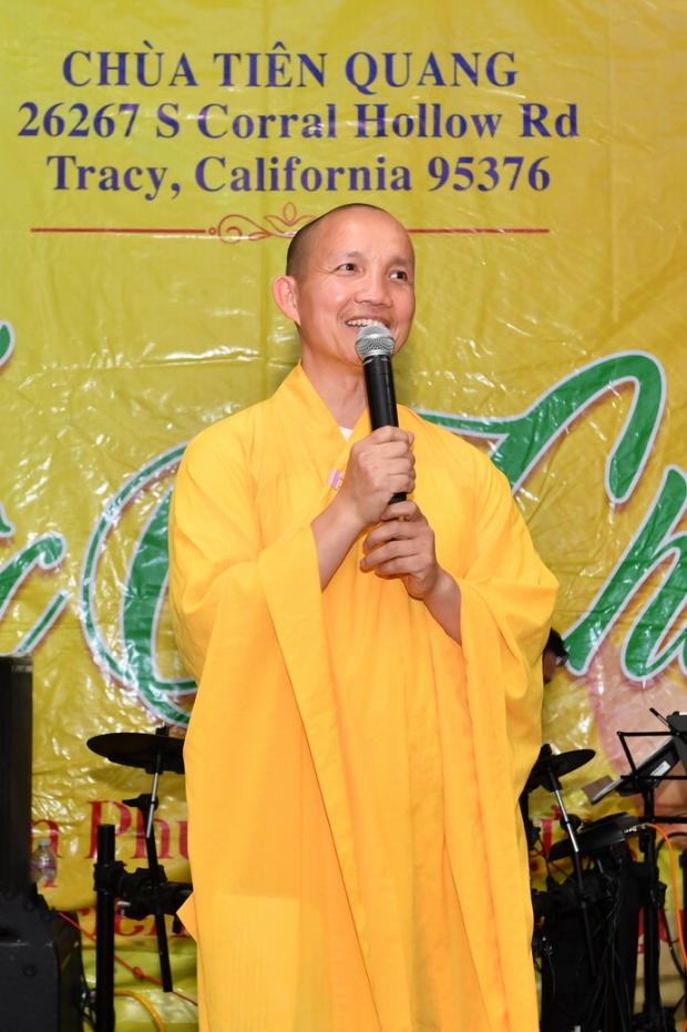 CHÙA TIÊN QUANG, TRACY TỔ CHỨC TIỆC CHAY HÙN PHƯỚC XÂY DỰNG CHÁNH ĐIỆN.