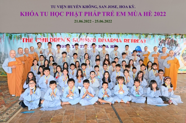 TU VIỆN HUYỀN KHÔNG, SAN JOSE TỔ CHỨC KHÓA TU TRẺ EM HE 2022