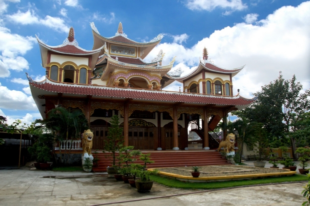 TỊNH XÁ NGỌC CẨM - QUẢNG NAM