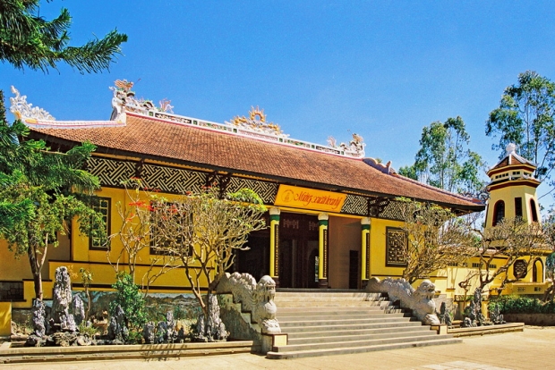 CHÙA LINH SƠN - LÂM ĐỒNG