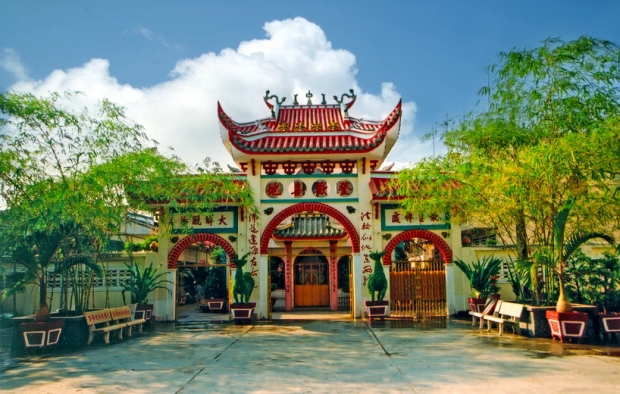 CHÙA LONG HOA