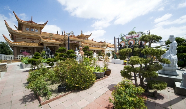 CHÙA BẢO QUANG, SANTA ANA - HOA KỲ
