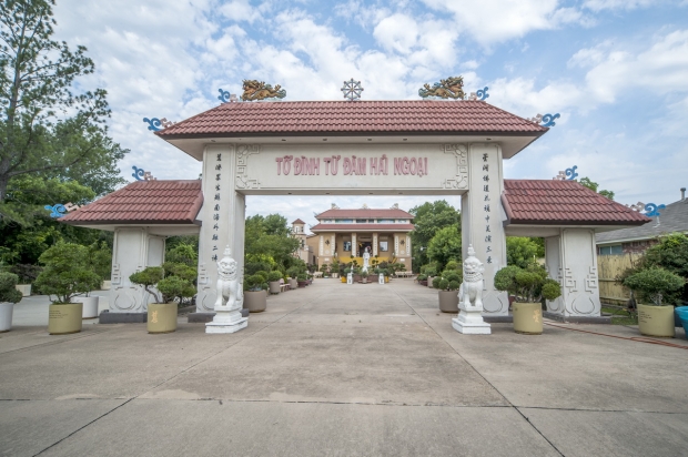 CHÙA TỪ ĐÀM HẢI NGOẠI, IRVING - HOA KỲ