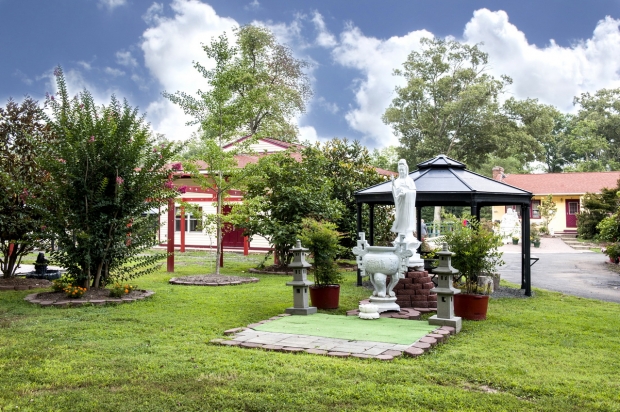 TRUNG TÂM VẠN HẠNH, CENTREVILLE - HOA KỲ