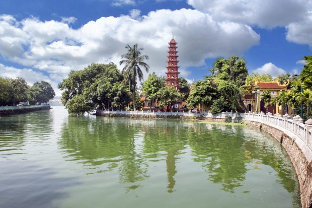 CHÙA TRẤN QUỐC, HÀ NỘI.