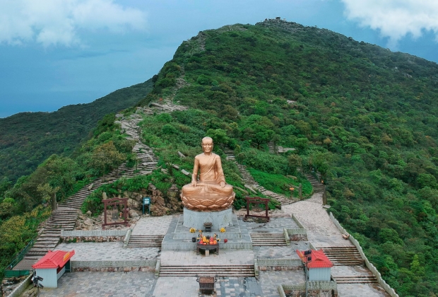 DANH SƠN YÊN TỬ, QUẢNG NINH.