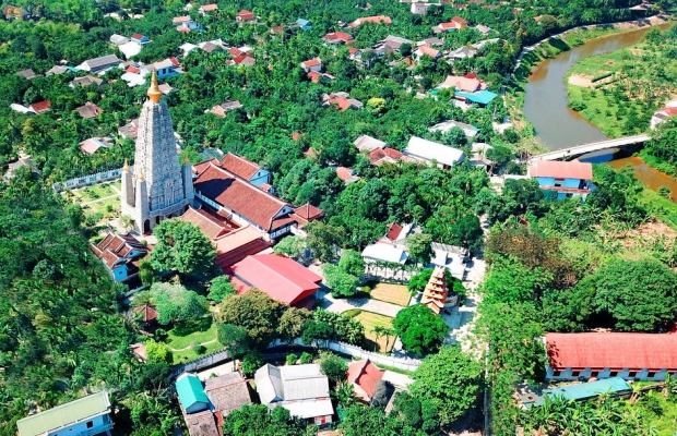 CHÙA HUYỀN KHÔNG HUẾ, NGÔI CHÙA ĐẸP BÊN DÒNG SÔNG BẠCH YẾN.