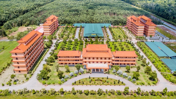 HỌC VIỆN PHẬT GIÁO VIỆT NAM TẠI TP. HỒ CHÍ MINH - NGÔI TRƯỜNG PHẬT HỌC: ĐẦY ẮP NHỮNG KỶ NIỆM - TẬP 1