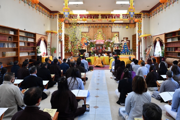 CHÙA PHỔ TỪ, HAYWARD TỔ CHỨC LỄ TƯỞNG NIỆM THIỀN SƯ THÍCH NHẤT HẠNH.
