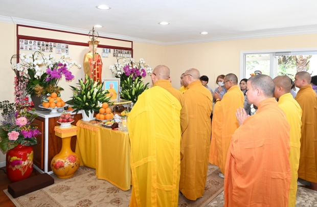 LỄ BÁCH NHẬT TRAI TUẦN CỐ HÒA THƯỢNG THÍCH ĐỖNG TUYÊN TẠI CHÙA ĐẠI BẢO TRANG NGHIÊM