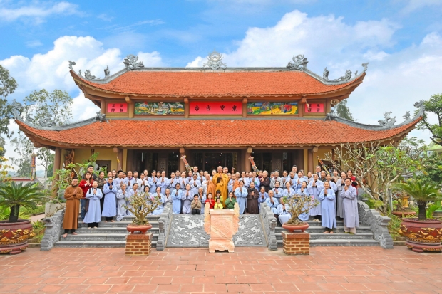 CHÙA ĐÔNG YÊN - NGÔI CHÙA ĐẸP VÀ AN YÊN Ở VÙNG QUÊ NGHỆ AN.