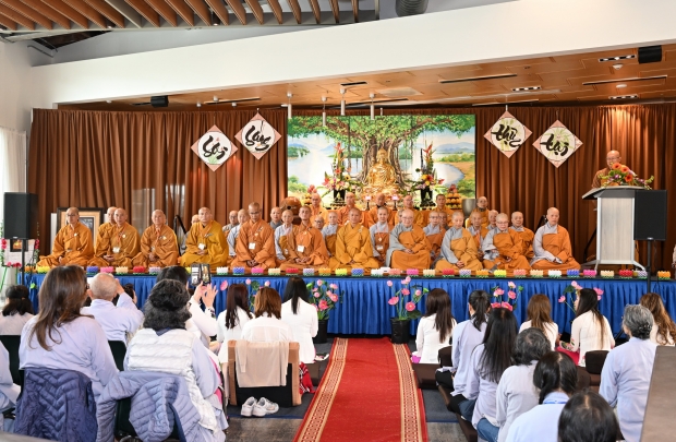 TRANG NGHIÊM KHÓA TU