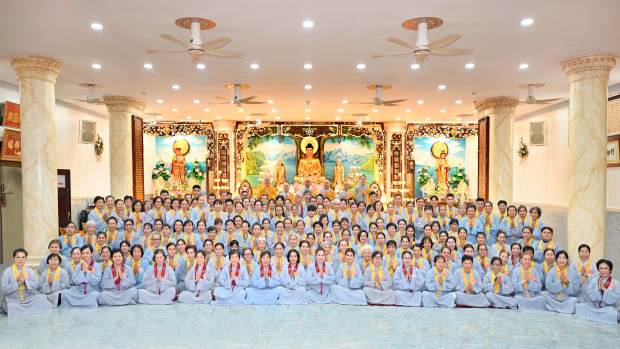 TRANG NGHIÊM NGÀY TU BÁT QUAN TRAI GIỚI CHÙA ĐỨC NGUYÊN, BÌNH CHÁNH, TP HCM